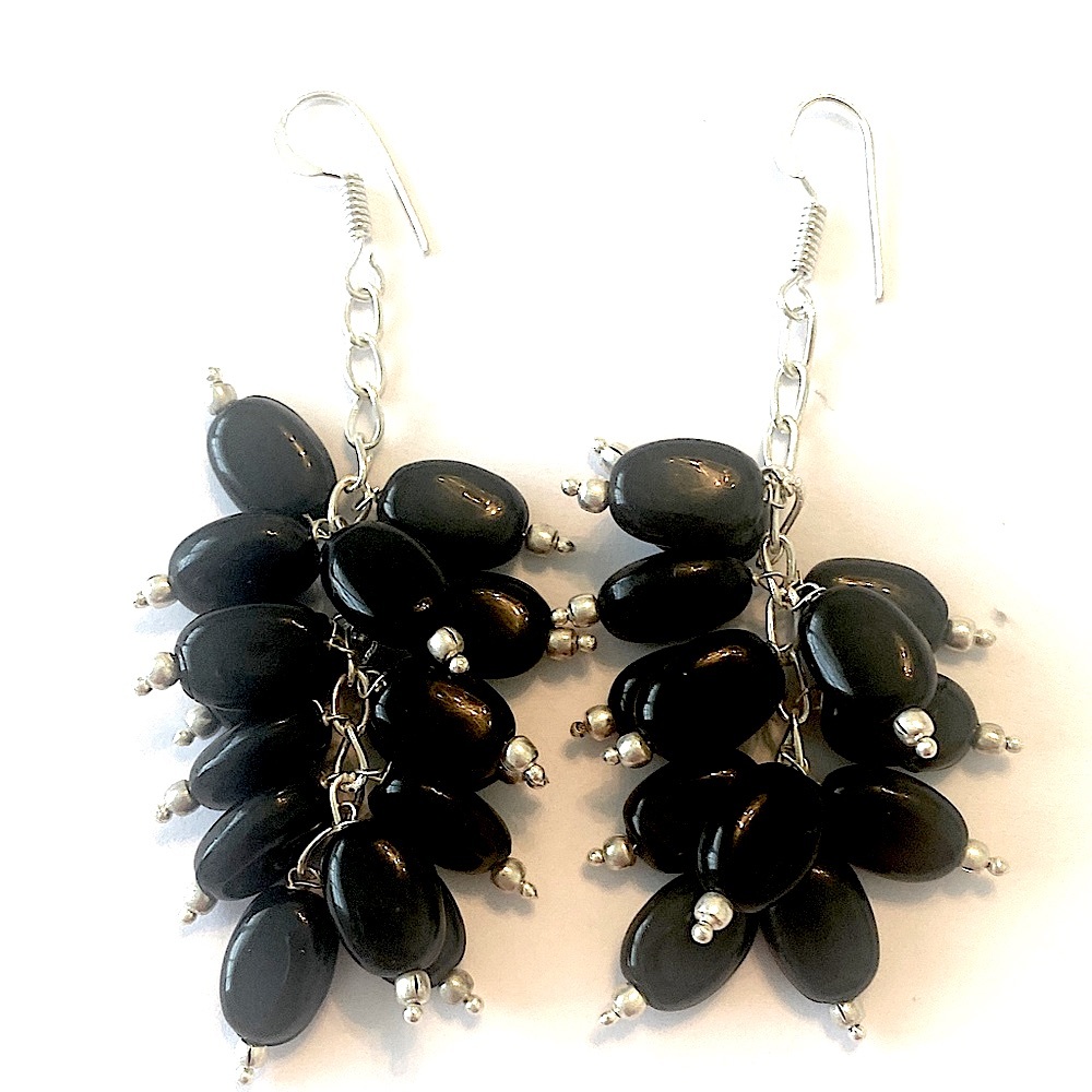 3 inch, 15 Black Onyx stones dangling earring. - Picture 4 of 6